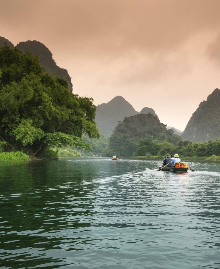 pexels-quang-nguyen-vinh-222549-2161449